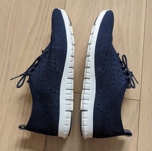 Like new Cole Haan women wingtip oxford- free ship